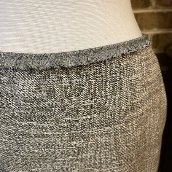 Ann Taylor satin lined skirt - Picture 6 of 10